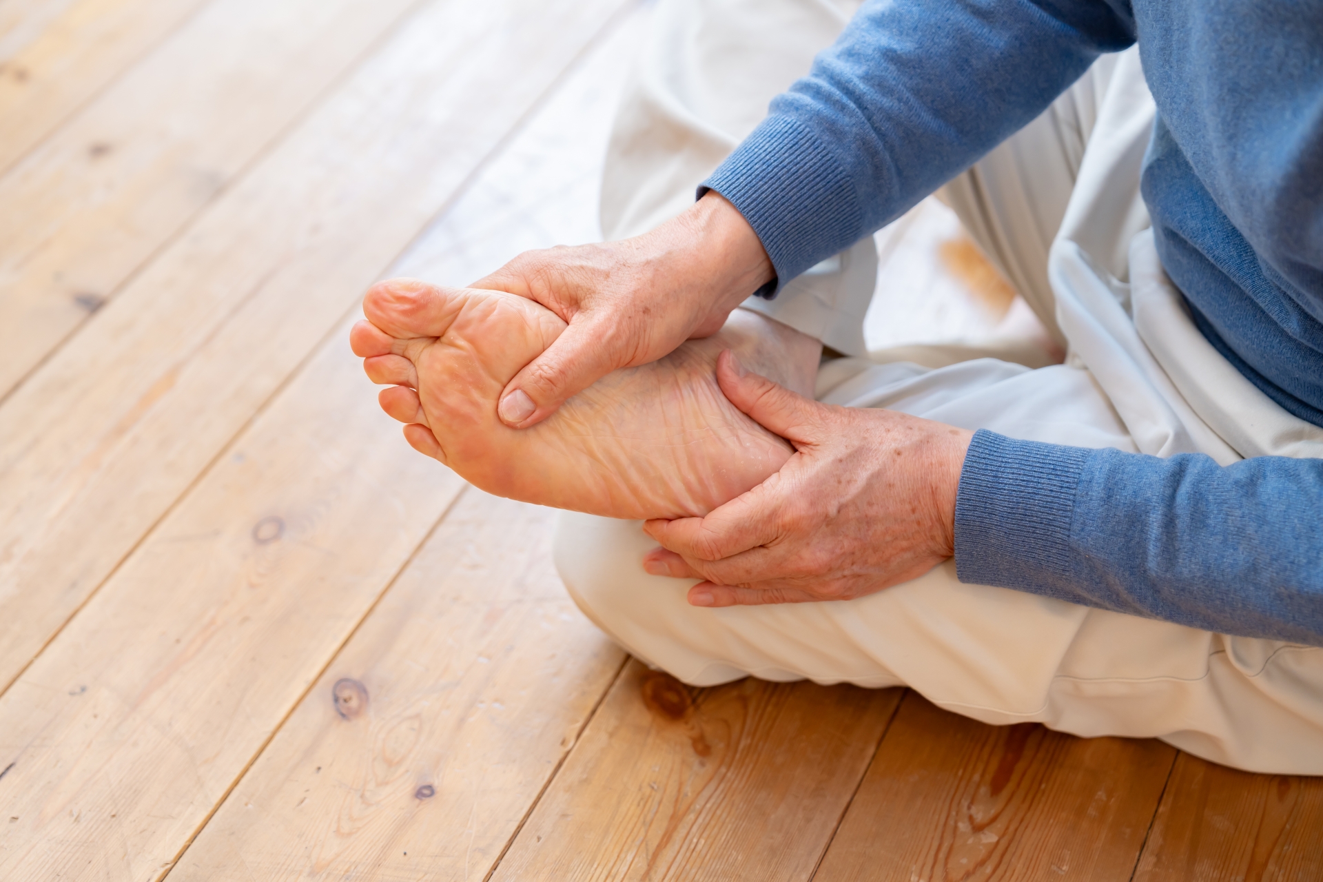 足首捻挫 内くるぶし